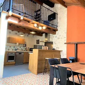 Maison De Charme Dans Le Centre Historique , Wifi Clim 6 Pers Calme Et Confort , Arles France